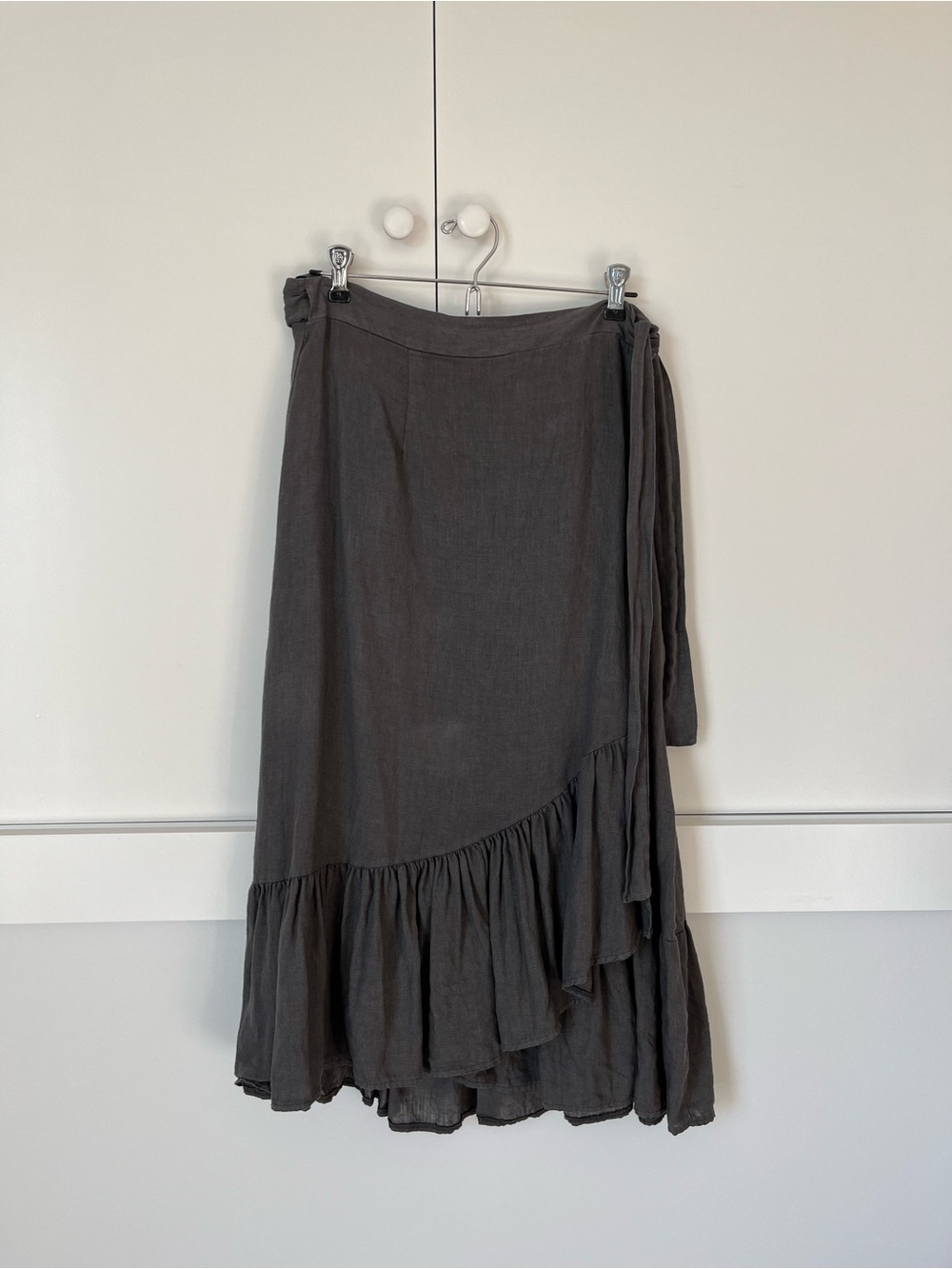 Women’s Ruffled Wrap Skirt - Charcoal